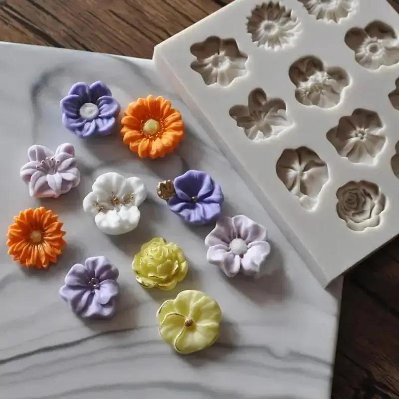 Mini Small Flower Silicone Mol - огляд і ціна Mini Kitchen Baking