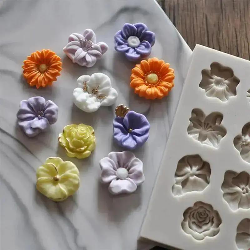 Mini Small Flower Silicone Mol - огляд і ціна Mini Kitchen Baking